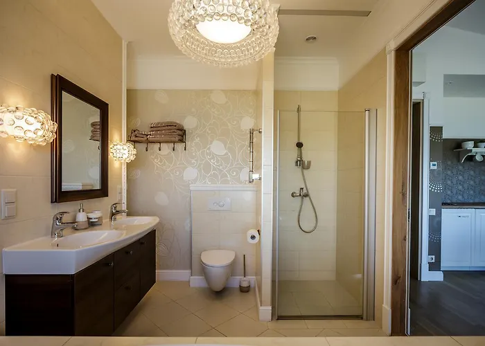 Smelynas House * Κλαϊπέντα