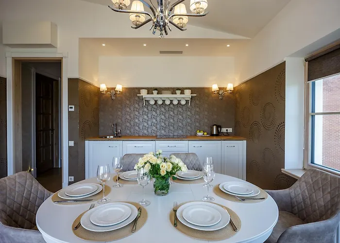 Smelynas House דירה