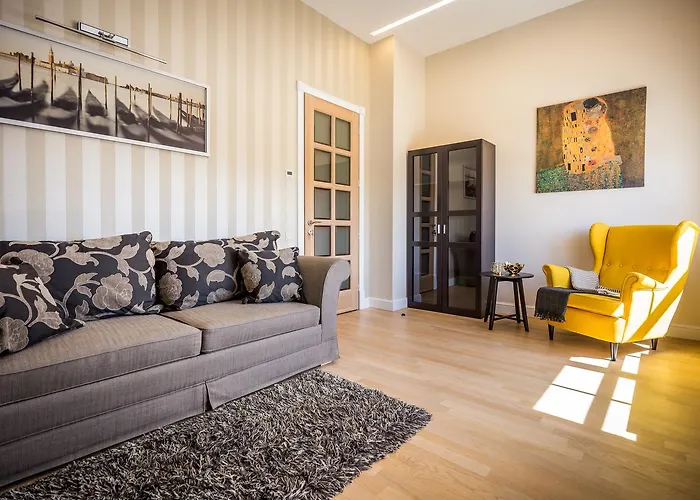 Smelynas House דירה קלייפדה