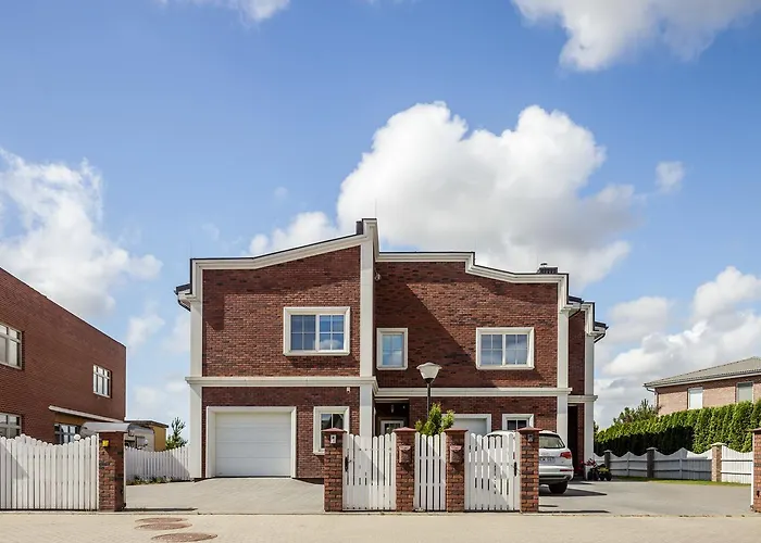 Smelynas House דירה קלייפדה